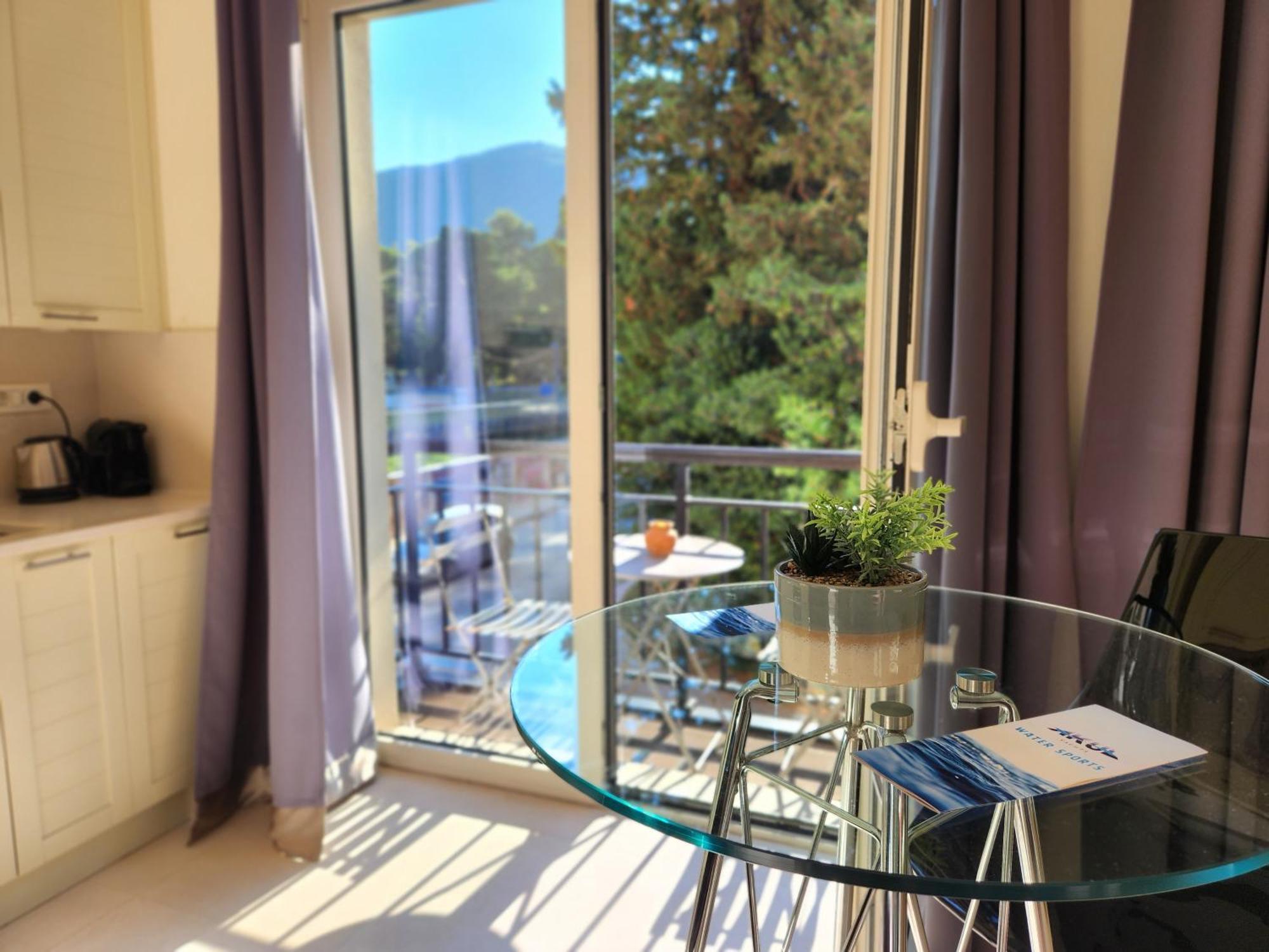 Porto Montenegro Luxury Studio Zeta 蒂瓦特 外观 照片